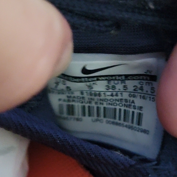 WMNS NIKE ROSHE ONE MOIRE OBSIDIAN/ WHITE/ BRIGHT MANGO size 7.5 - Picture 10 of 11